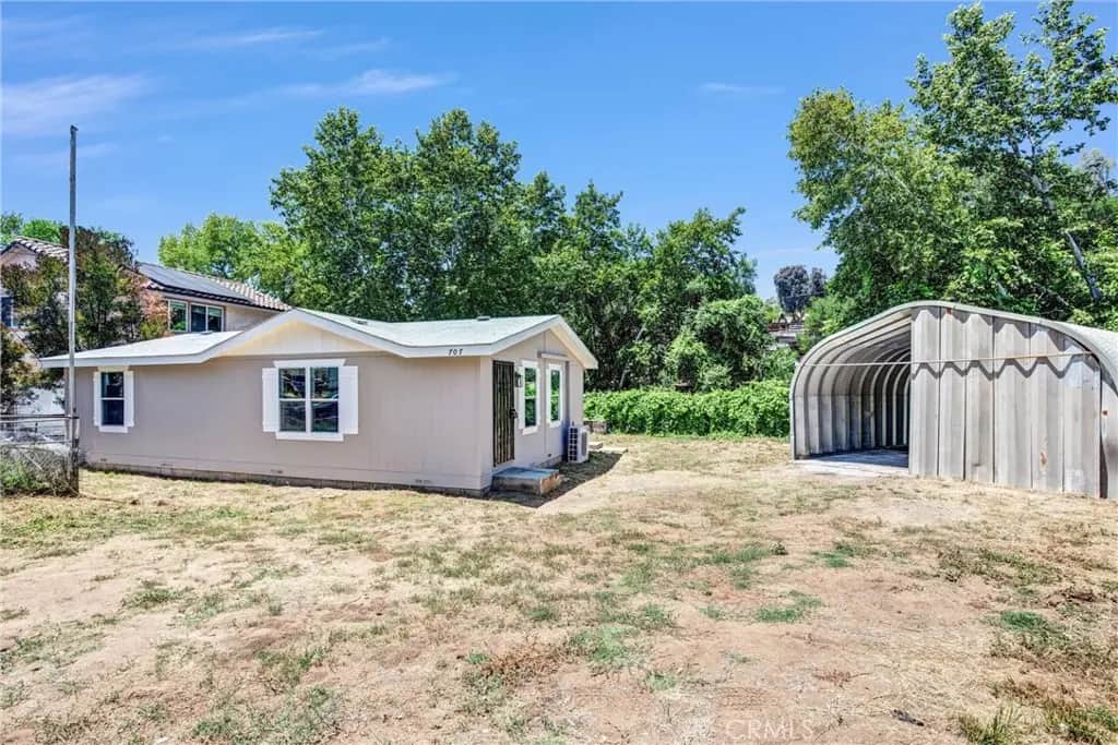 707 Silverbrook, El Cajon, CA — listing photo 1