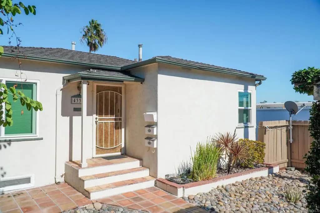 4334 Voltaire St, San Diego, CA — listing photo 1