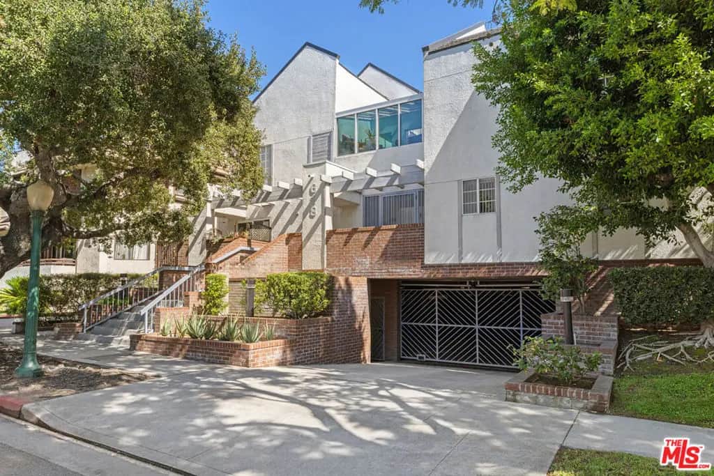 618 N Howard Street 221, Glendale, CA — listing photo 1