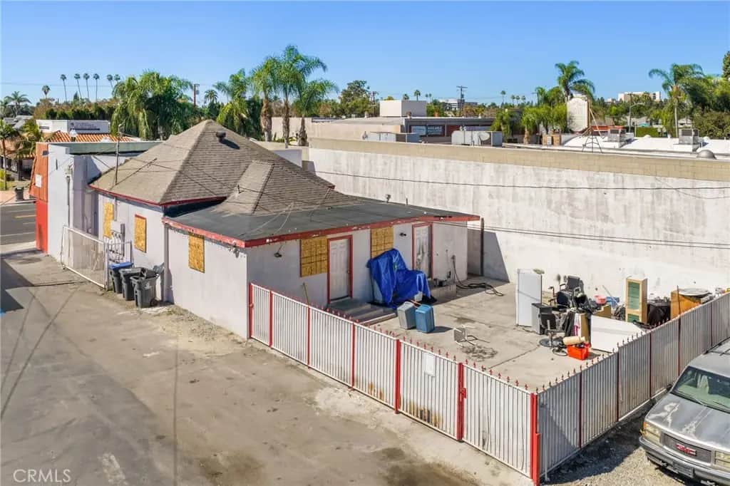 725 S Main Street, Santa Ana, CA — listing photo 1