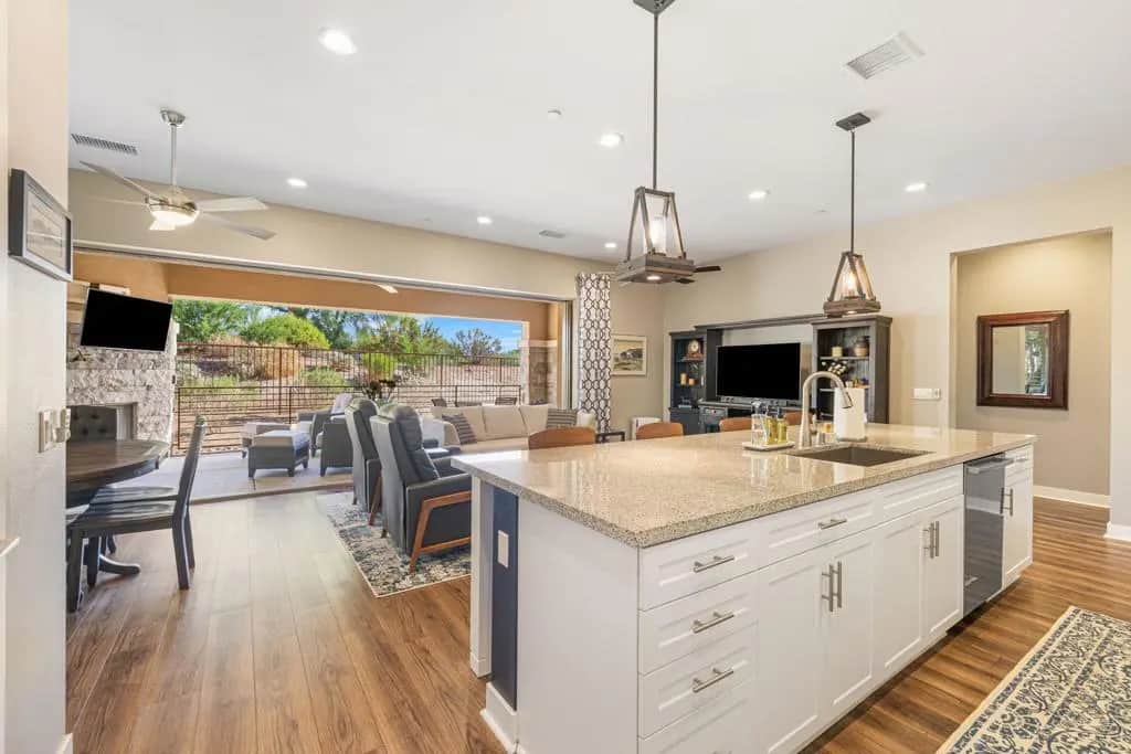 301 Retreat Circle, Palm Desert, CA — listing photo 1