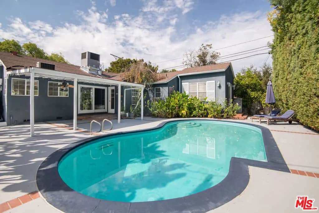 6218 Balcom Avenue, Encino, CA — listing photo 1