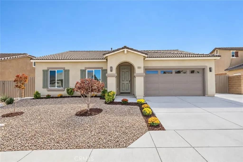13311 Via Del Lago, Victorville, CA — listing photo 1