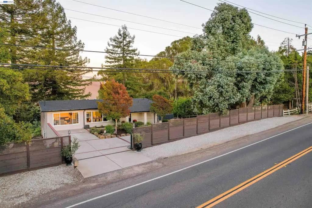 26700 Fairview Ave, Hayward, CA — listing photo 1
