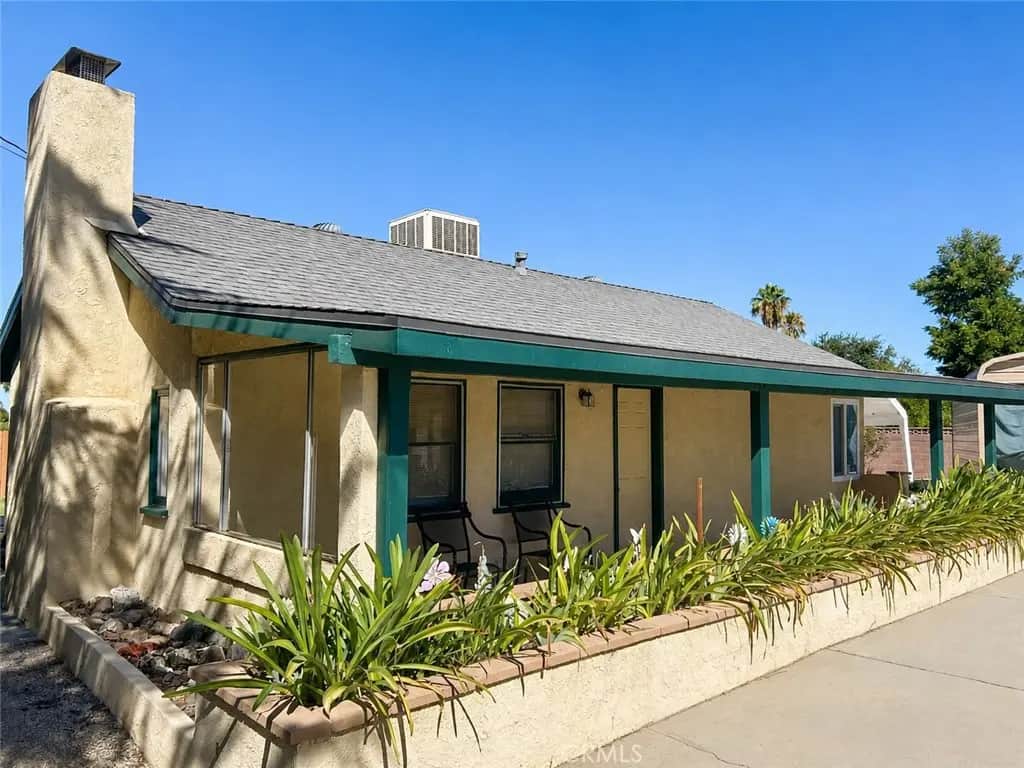 13660 5th B, Yucaipa, CA — listing photo 1