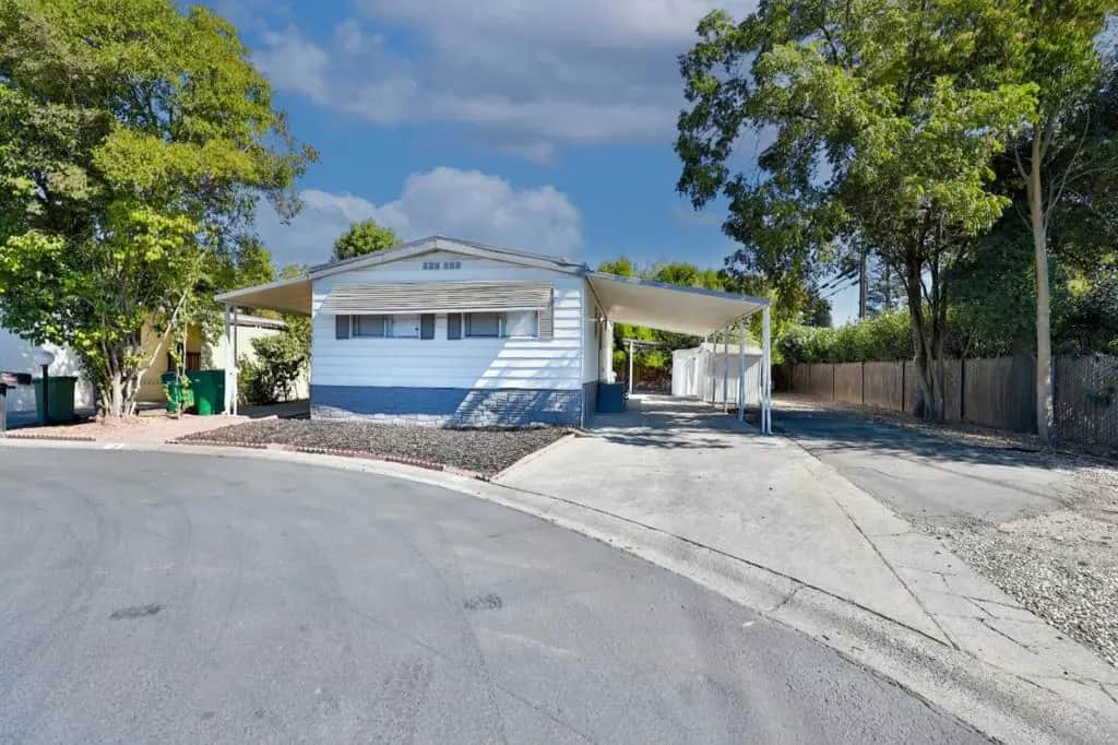 19690 N Hwy 99 18, Acampo, CA — listing photo 1