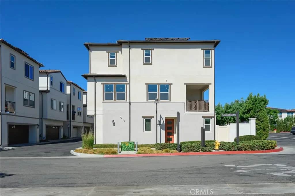 3037 Tallahassee, Simi Valley, CA — listing photo 1
