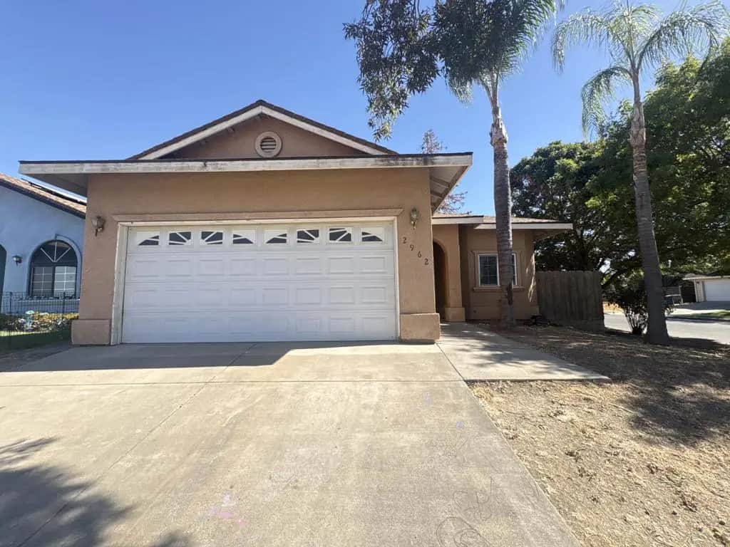 2962 Westminster Court, Merced, CA — listing photo 1