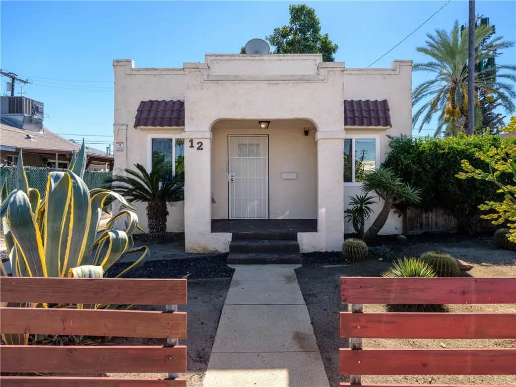 12 E 53rd, Long Beach, CA — listing photo 1