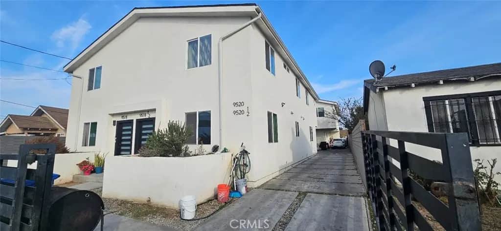 9518 Baring Cross, Los Angeles, CA — listing photo 1