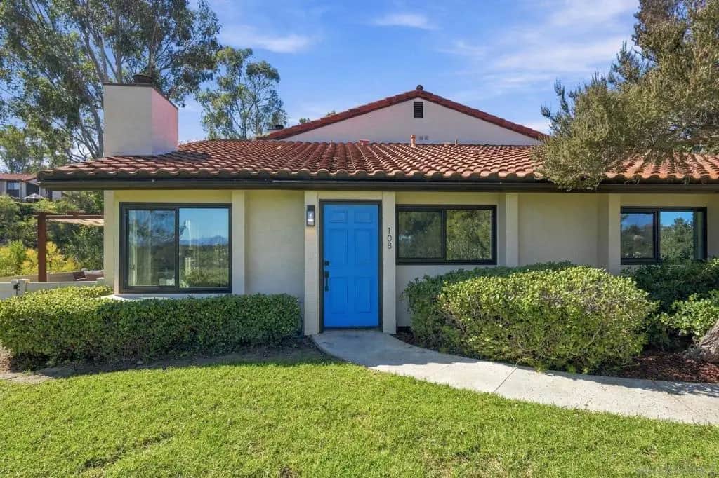 108 S Darien, Encinitas, CA — listing photo 1