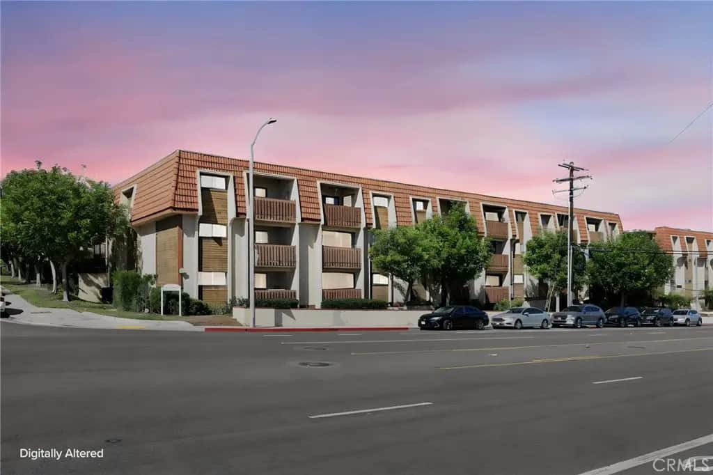 2501 Temple 116, Signal Hill, CA — listing photo 1