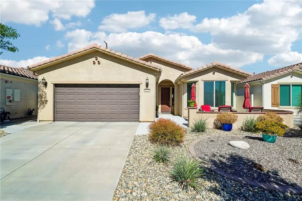 5372 Corte Cerro, Hemet, CA — listing photo 1