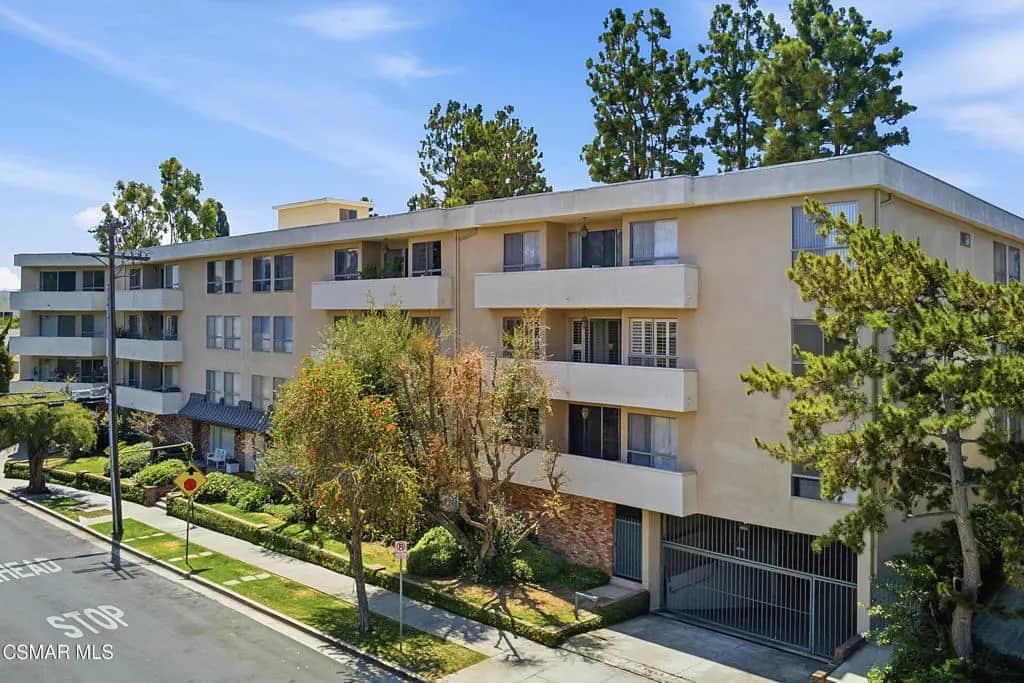 10650 Holman Avenue 202, Los Angeles, CA — listing photo 1