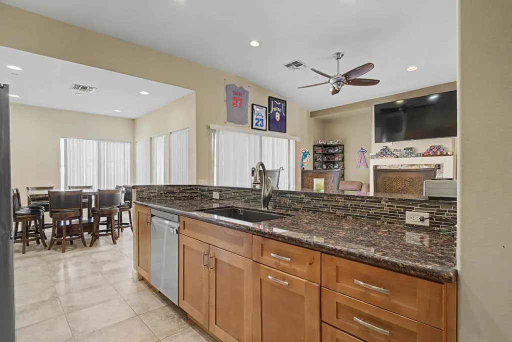 9371 Brookline Avenue, Desert Hot Springs, CA — listing photo 1