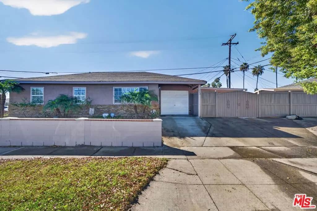 248 E 186th Street, Carson, CA — listing photo 1