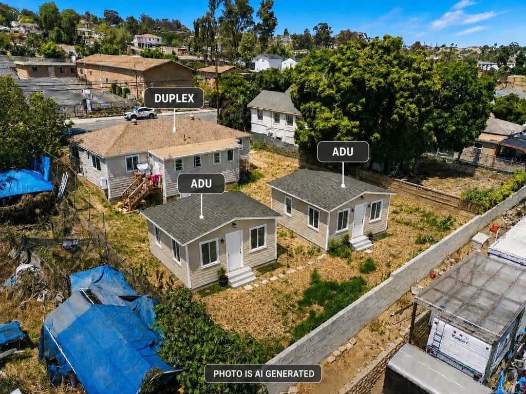 6327 1/2 Brooklyn Avenue, San Diego, CA — listing photo 1