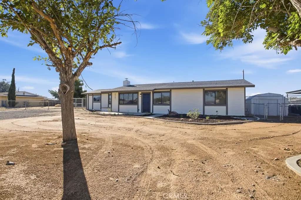 22191 Kayenta Road, Apple Valley, CA — listing photo 1