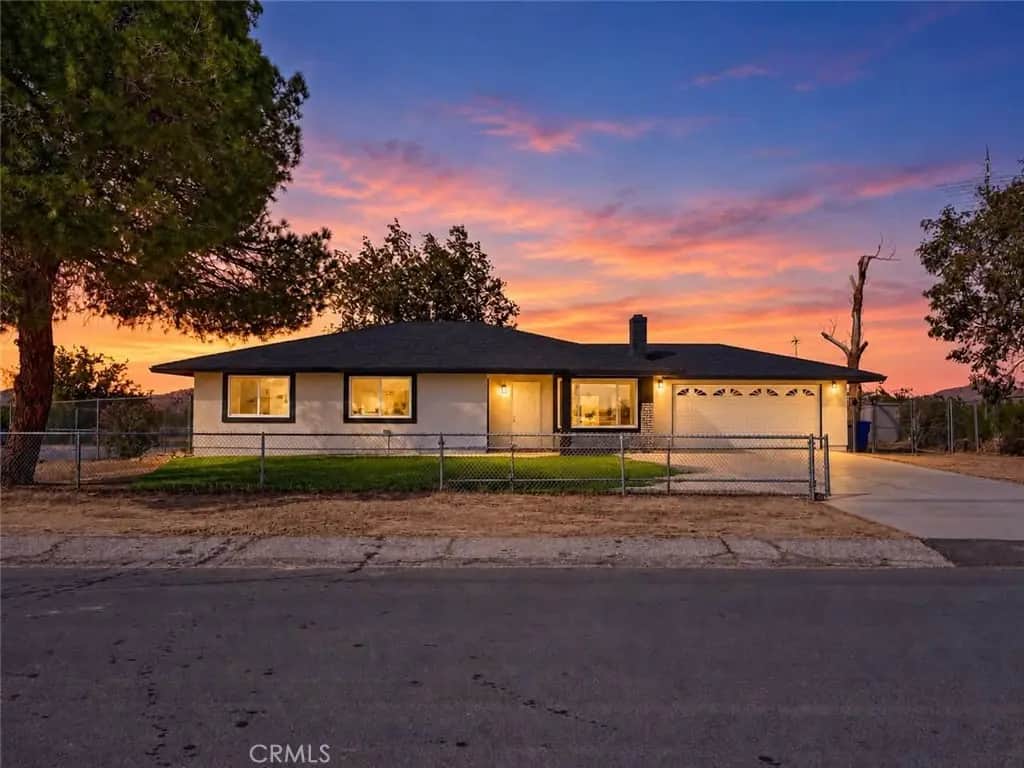 16605 Valeport Avenue, Lancaster, CA — listing photo 1
