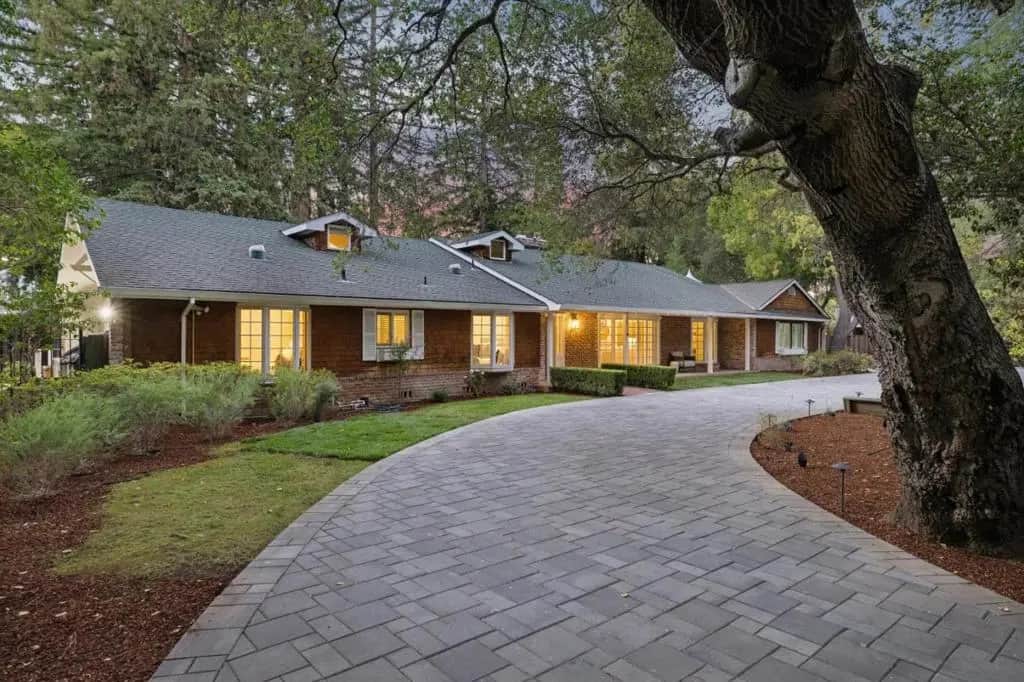 216 Valparaiso Avenue, Atherton, CA — listing photo 1