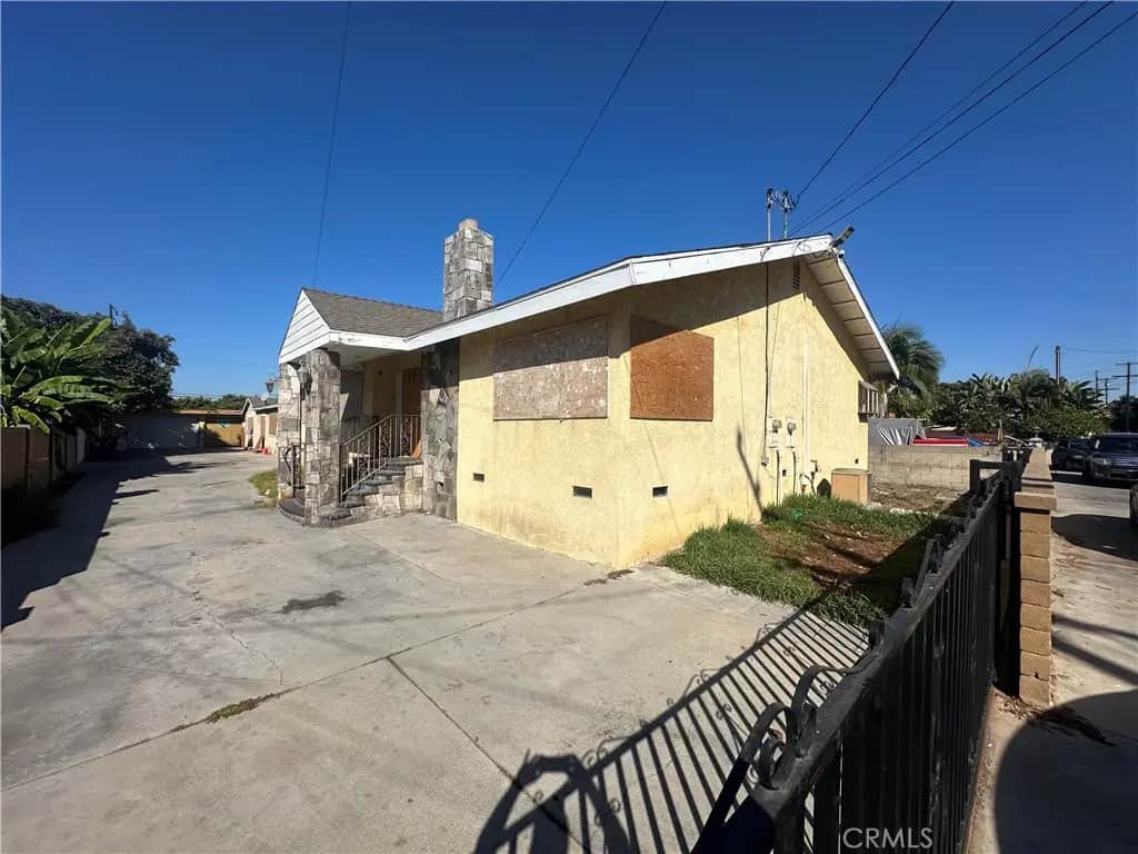 15602 Newhope, Santa Ana, CA — listing photo 1