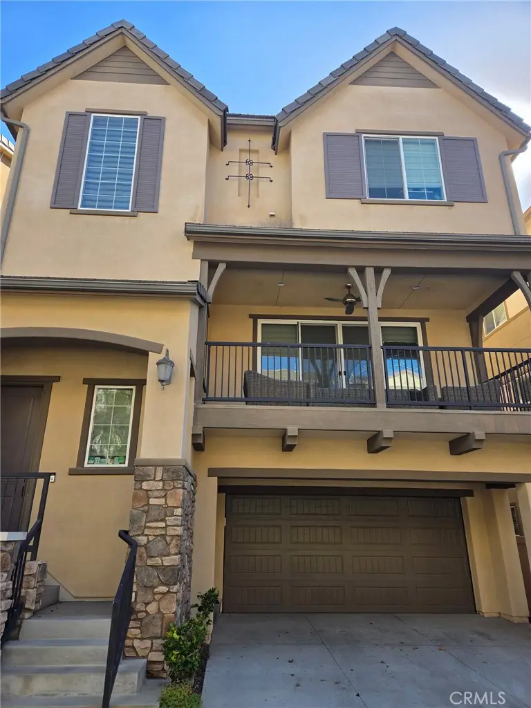 1168 Livingston, Fullerton, CA — listing photo 1