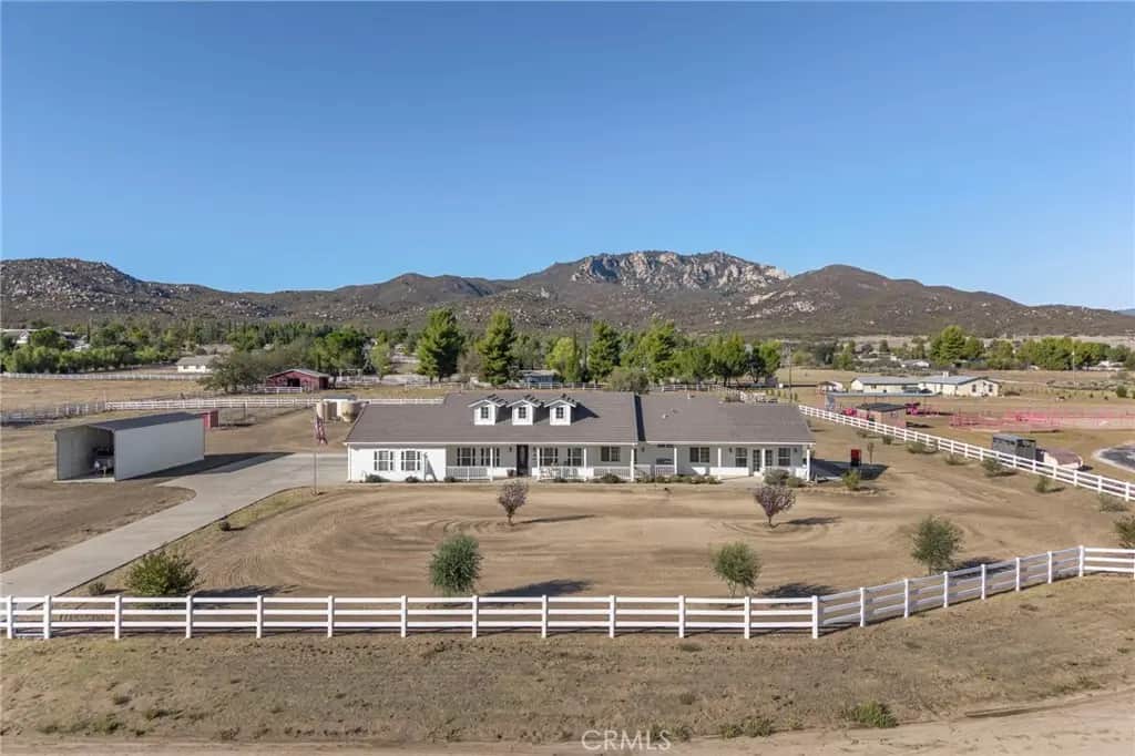 49702 Paiute Court, Aguanga, CA — listing photo 1