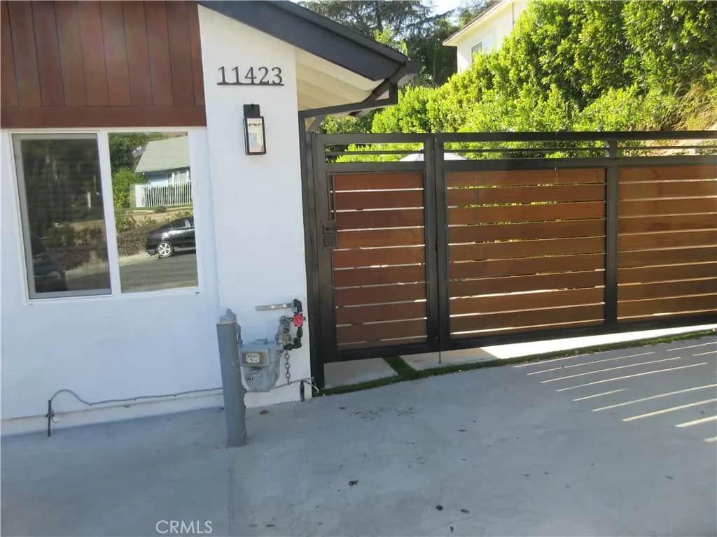 11423 Amigo Avenue, Porter Ranch, CA — listing photo 1