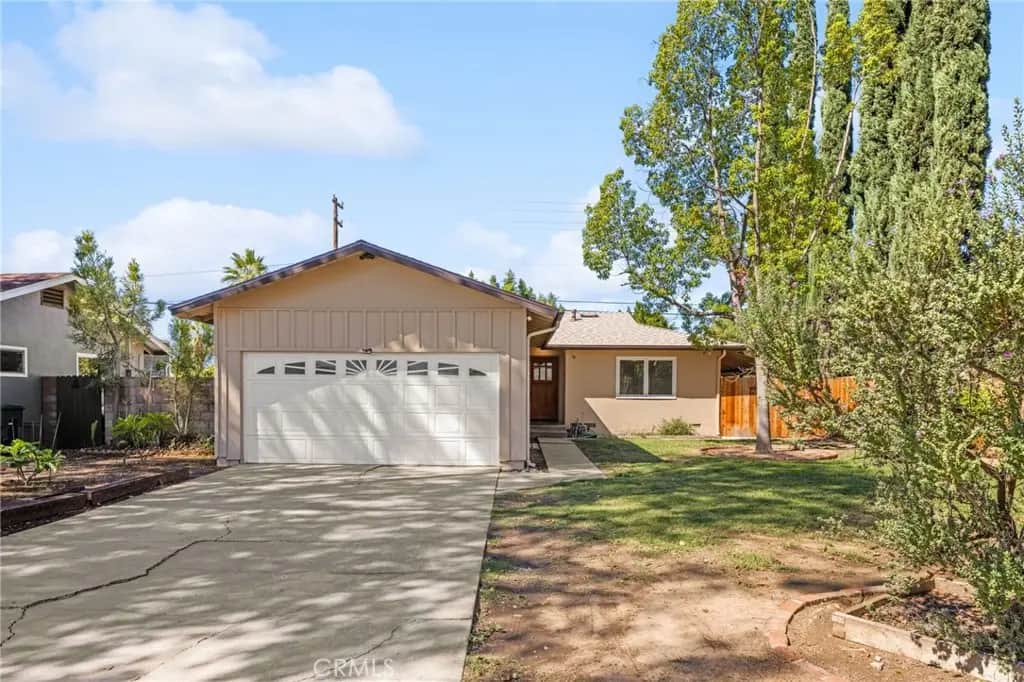 5835 Tower Road, Riverside, CA — listing photo 1