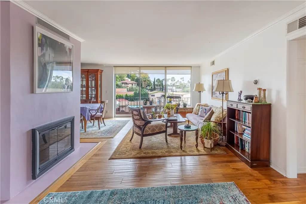 2260 N Cahuenga Boulevard 401, Los Angeles, CA — listing photo 1
