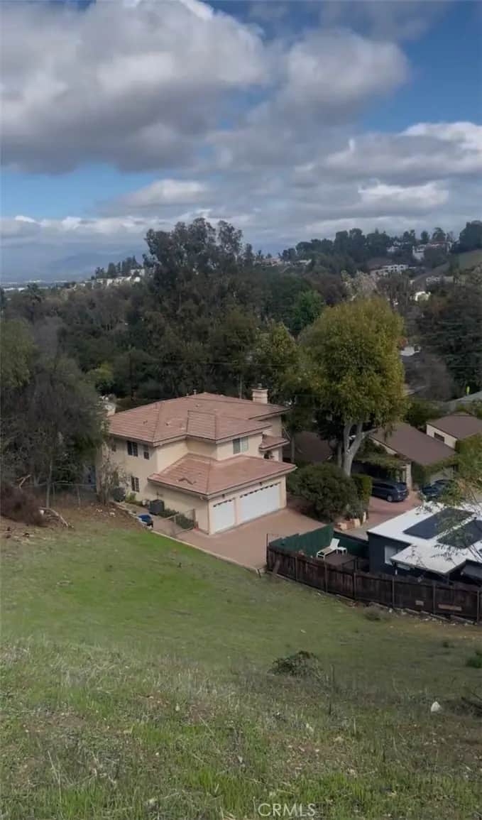 4900 llano, Woodland Hills, CA — listing photo 1