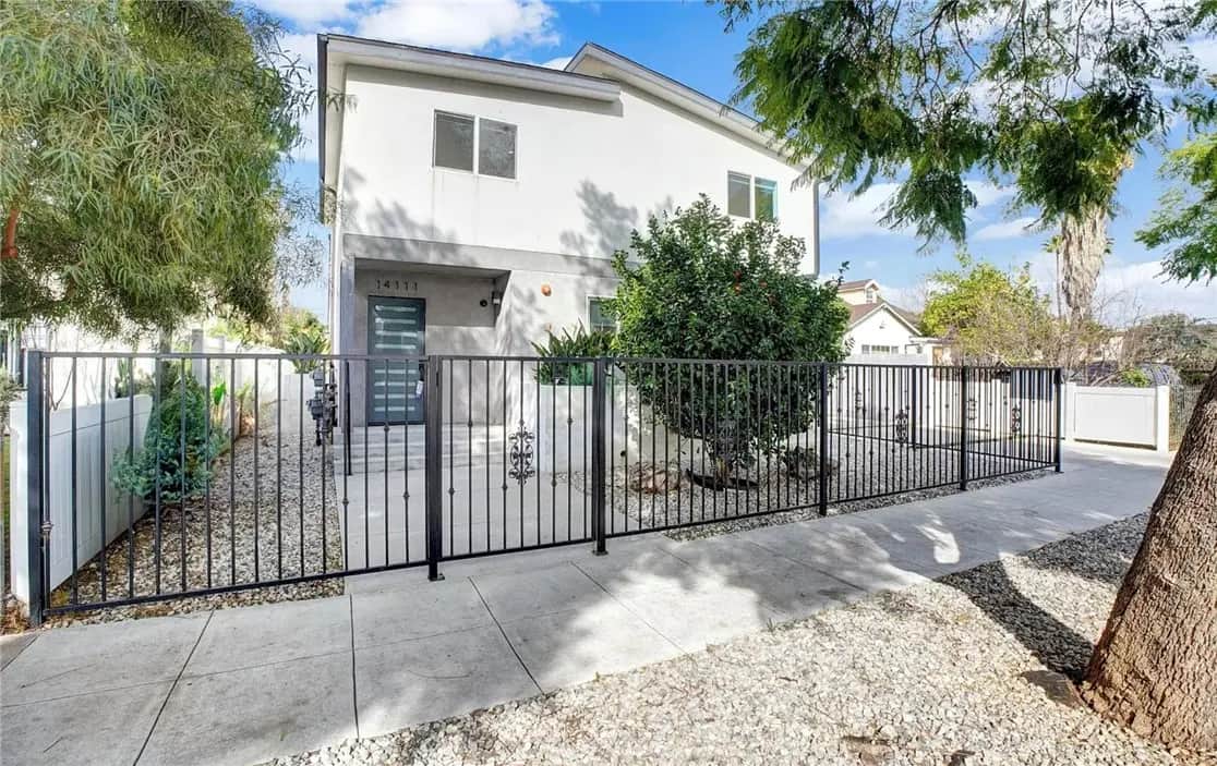 14111 Sylvan, Van Nuys, CA — listing photo 1