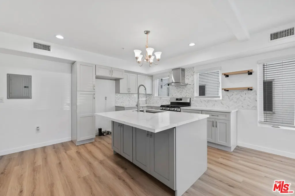 10 N Primrose Avenue C, Alhambra, CA — listing photo 1