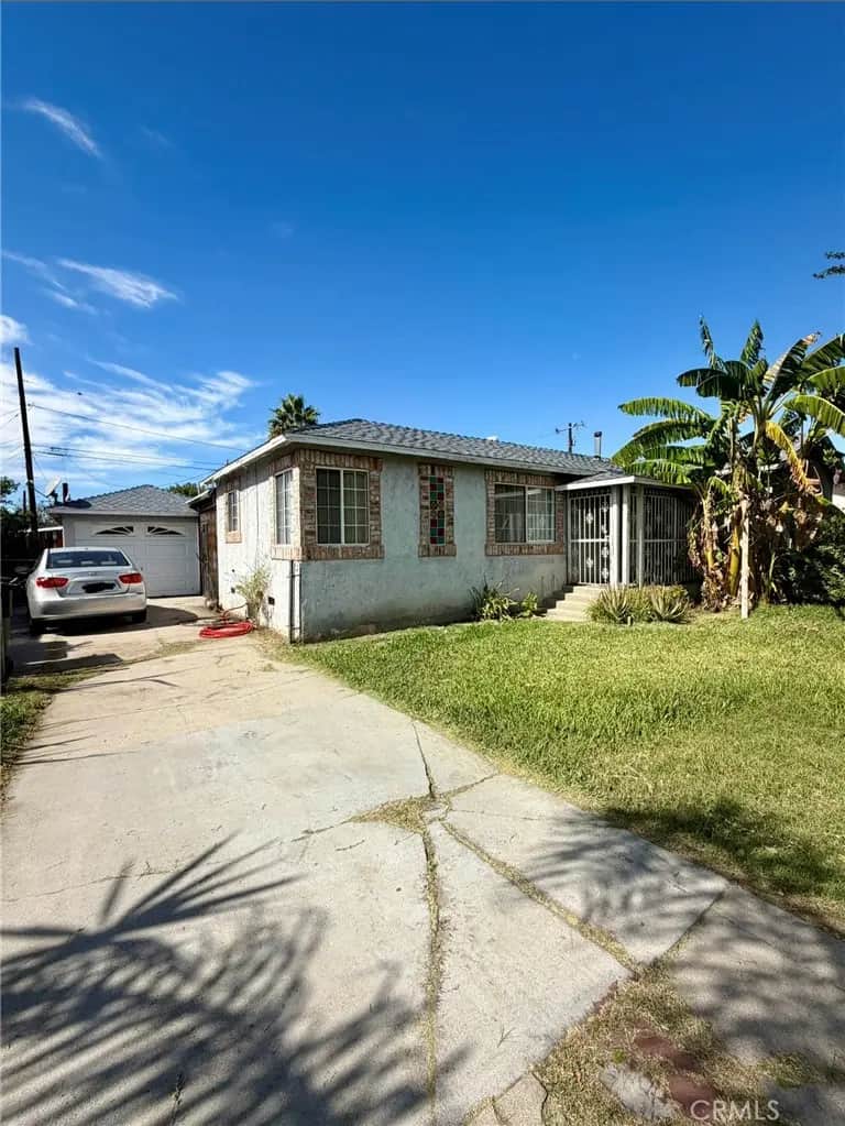 1060 Myrtle Drive, San Bernardino, CA — listing photo 1