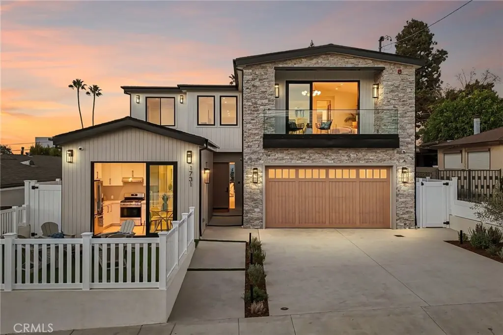 1731 11th Street, Manhattan Beach, CA — listing photo 1