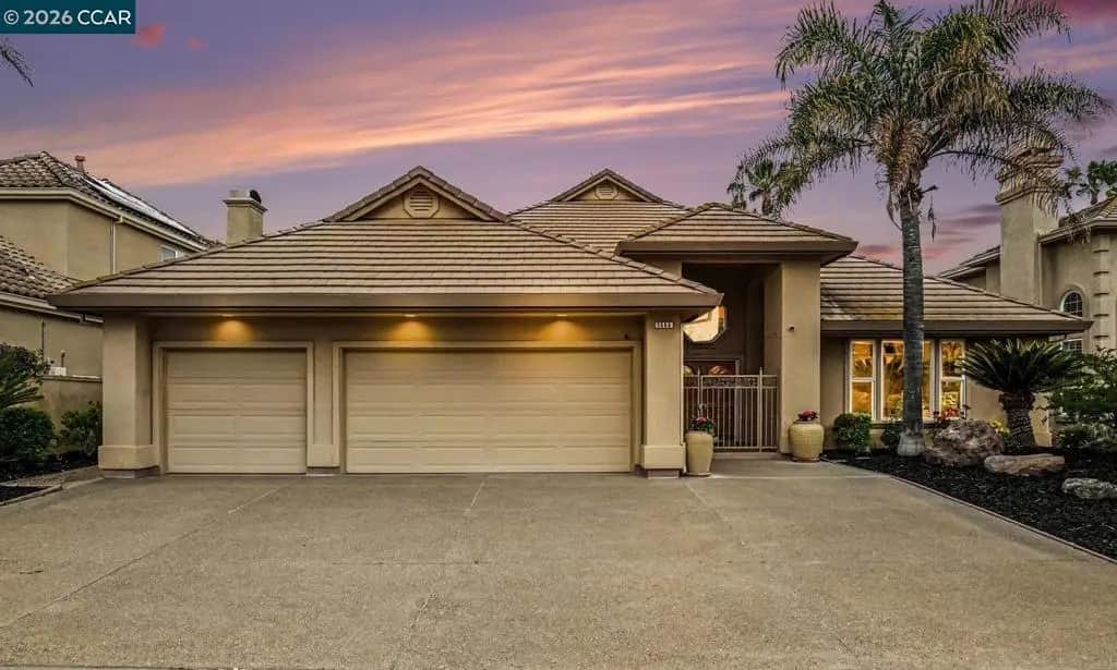 5666 Oakmont Ct, Discovery Bay, CA — listing photo 1
