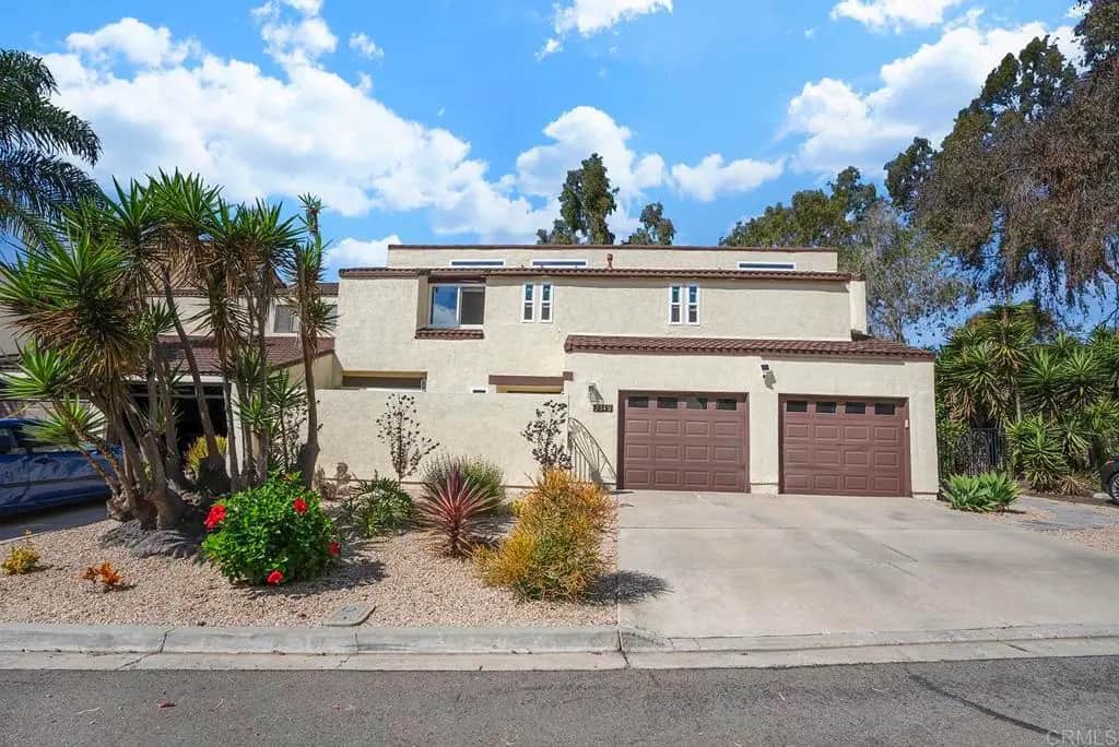 2349 Nicklaus Dr, Oceanside, CA — listing photo 1