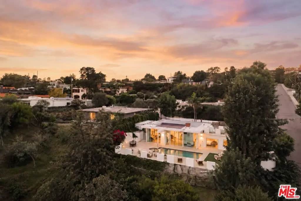2442 Green View Place, Los Angeles, CA — listing photo 1