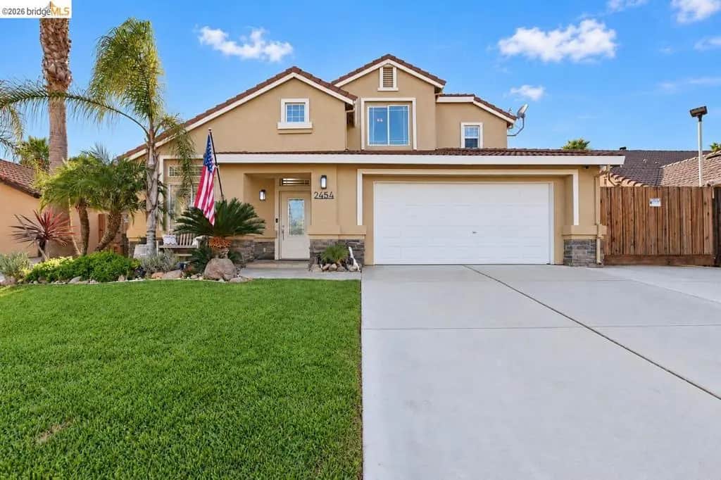 2454 Pacific Grove Ct, Discovery Bay, CA — listing photo 1