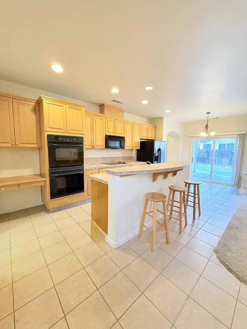 1359 Jenner Drive, Merced, CA — listing photo 1