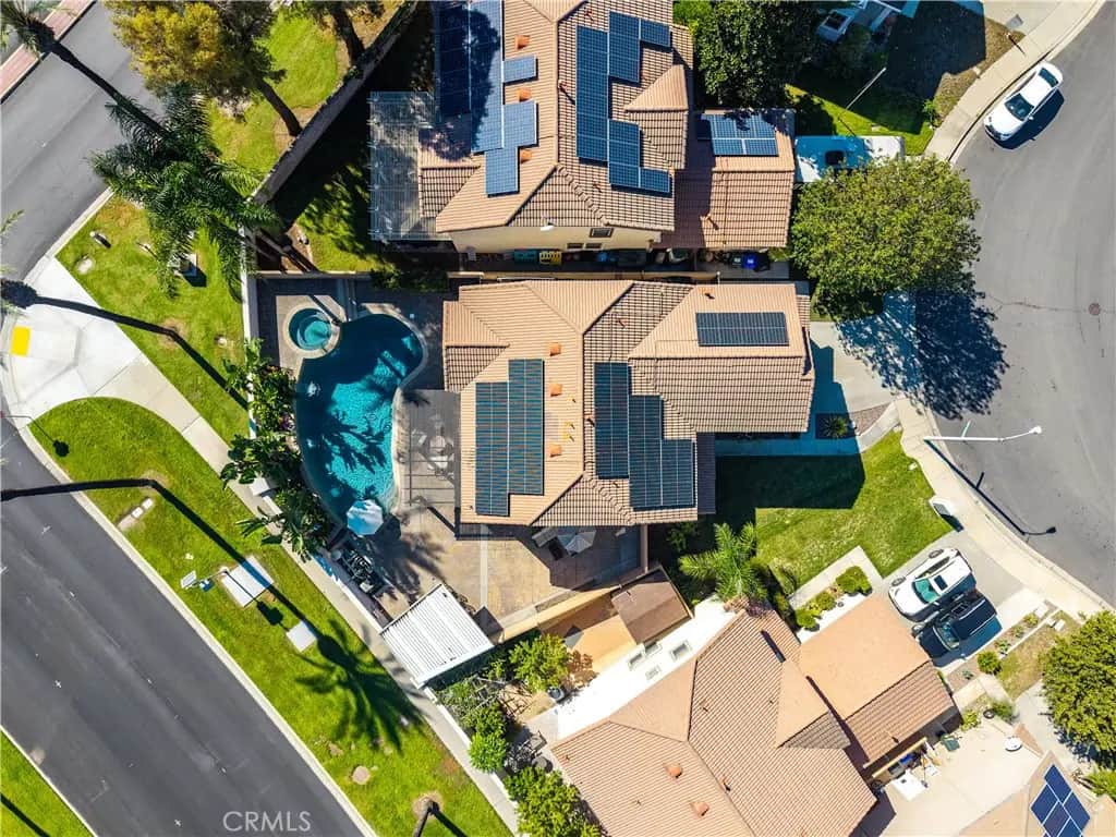 7367 Meade Court, Fontana, CA — listing photo 1