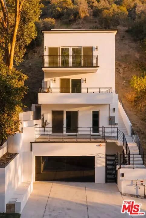 9810 Portola Drive, Los Angeles, CA — listing photo 1