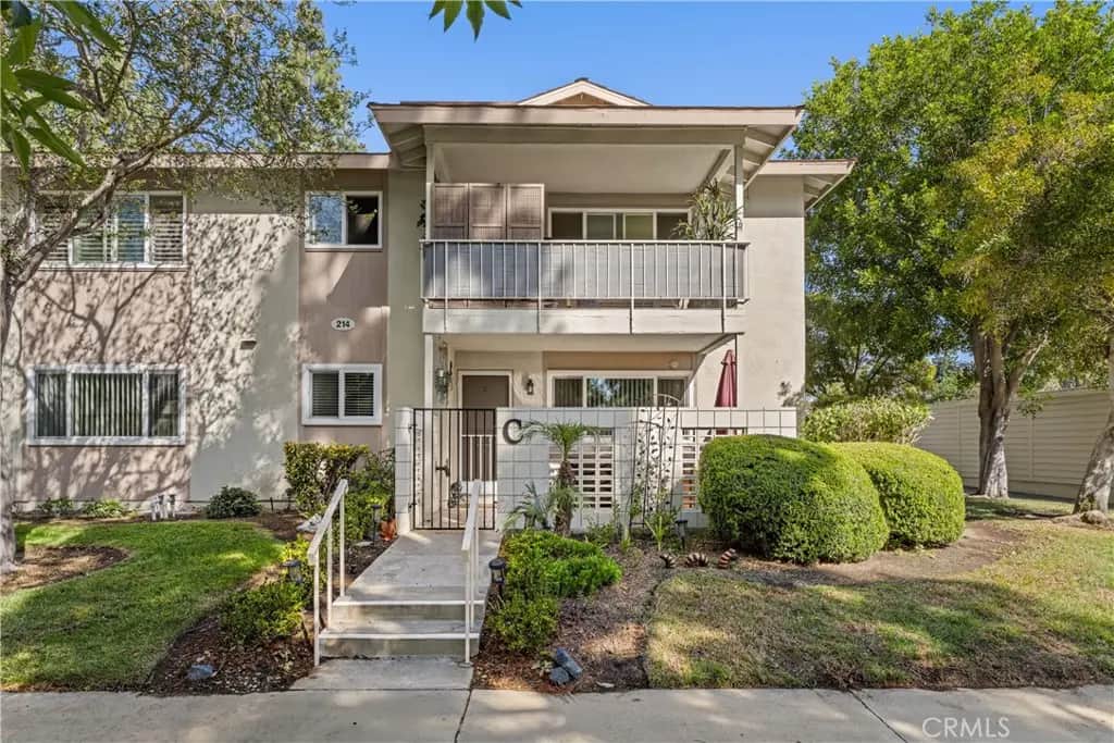 214 Avenida Majorca C, Laguna Woods, CA — listing photo 1