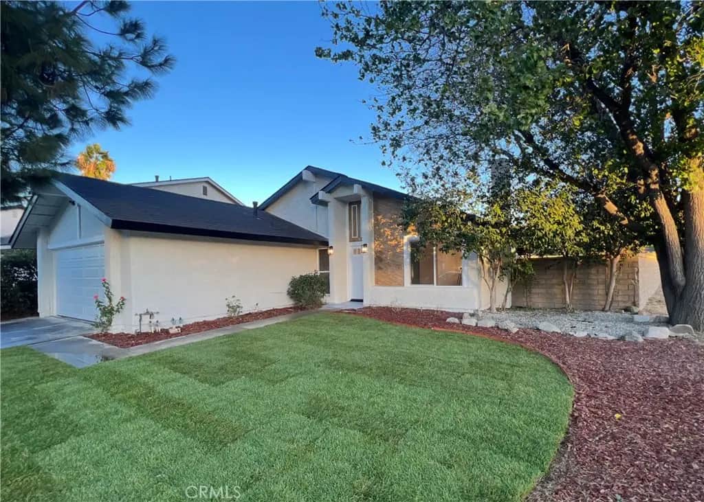 27502 Caraway, Saugus, CA — listing photo 1