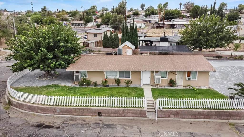 16633 Don, Victorville, CA — listing photo 1
