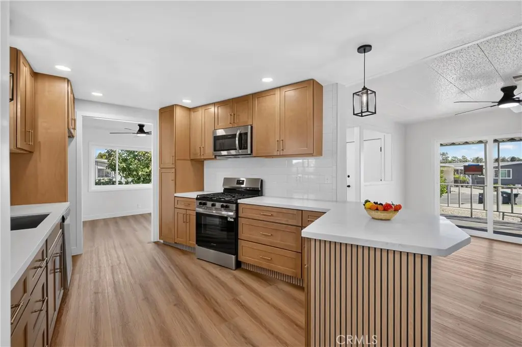 28911 Via La Rueda, Murrieta, CA — listing photo 1