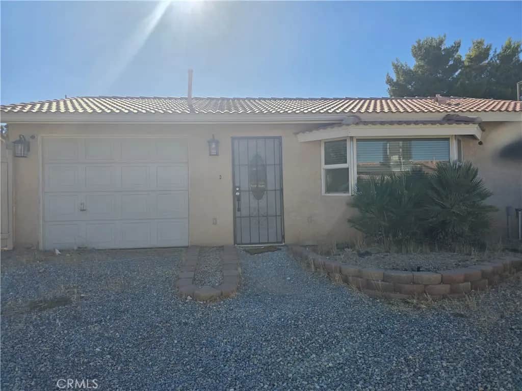 9168 Espada Avenue REAR, Hesperia, CA — listing photo 1