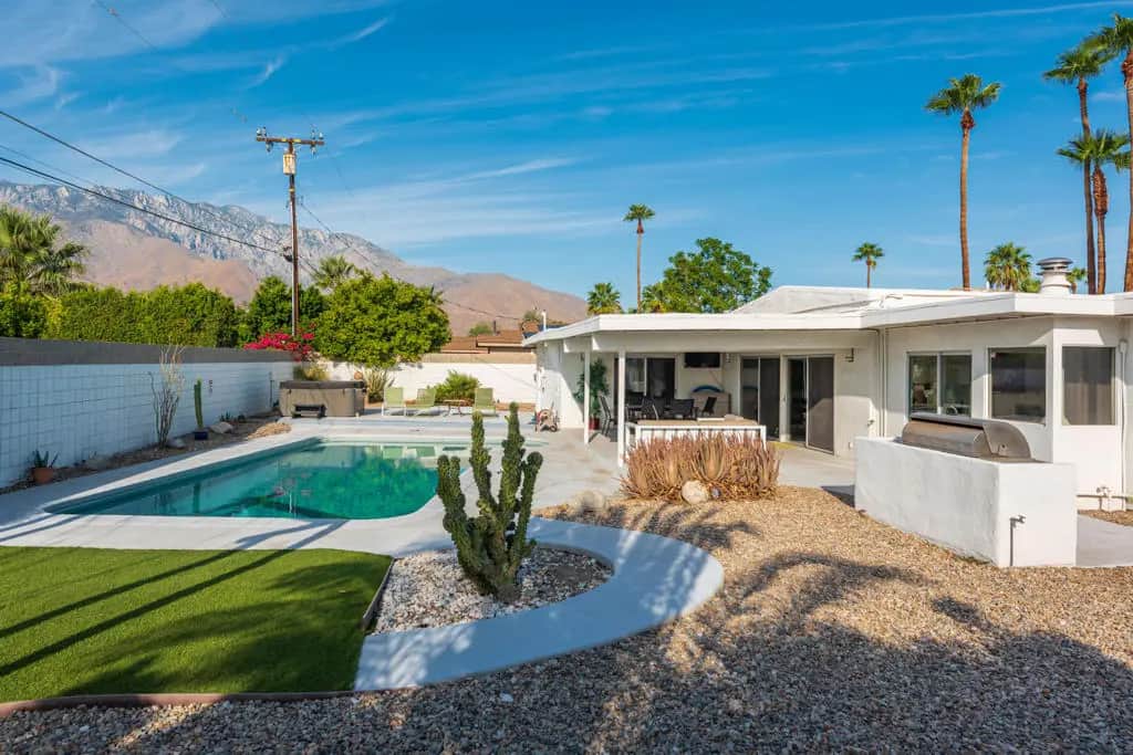 2305 E Bellamy Road, Palm Springs, CA — listing photo 1