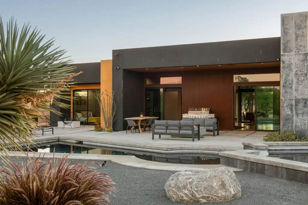 8968 Balsa Avenue, Yucca Valley, CA — listing photo 1