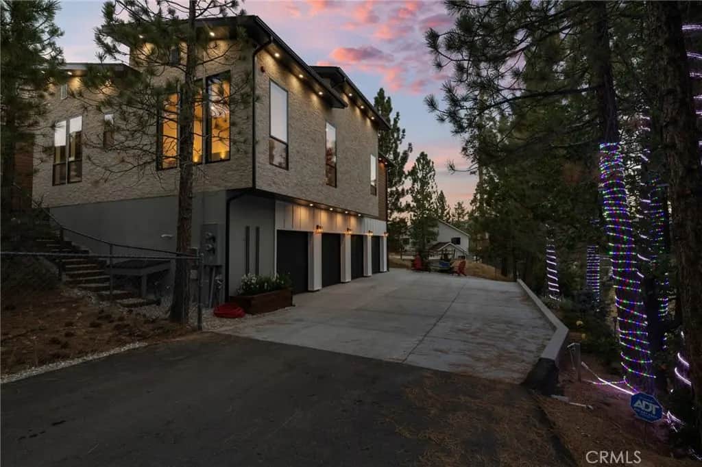 807 Cameron Drive, Big Bear Lake, CA — listing photo 1